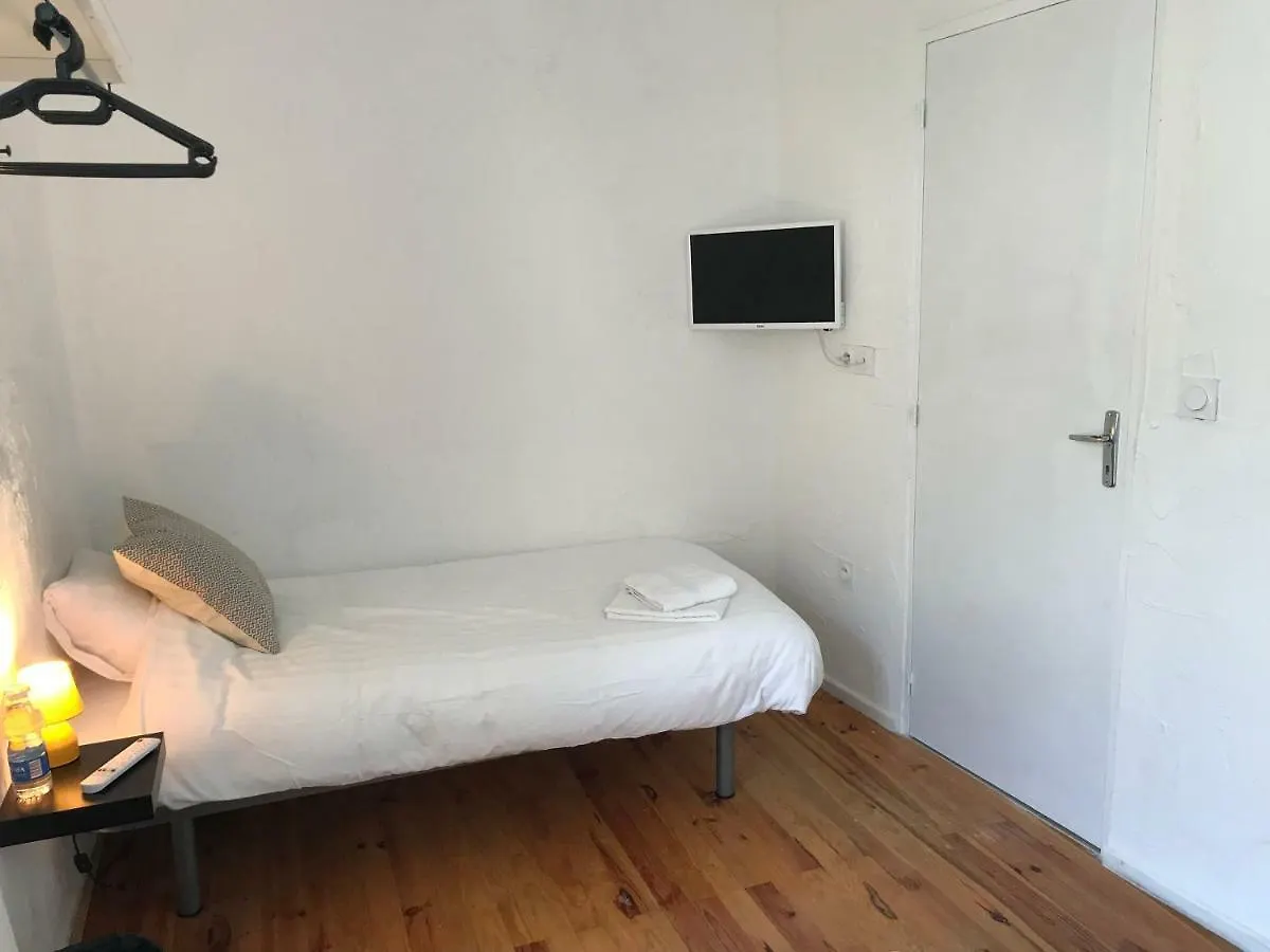 Les Olivier Pub, Brasserie Et B&B